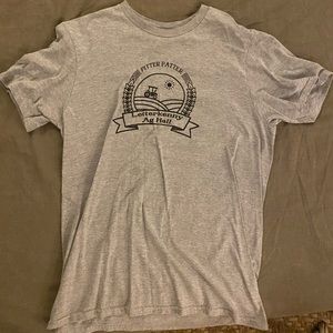 No tag it runs small not sure on brand